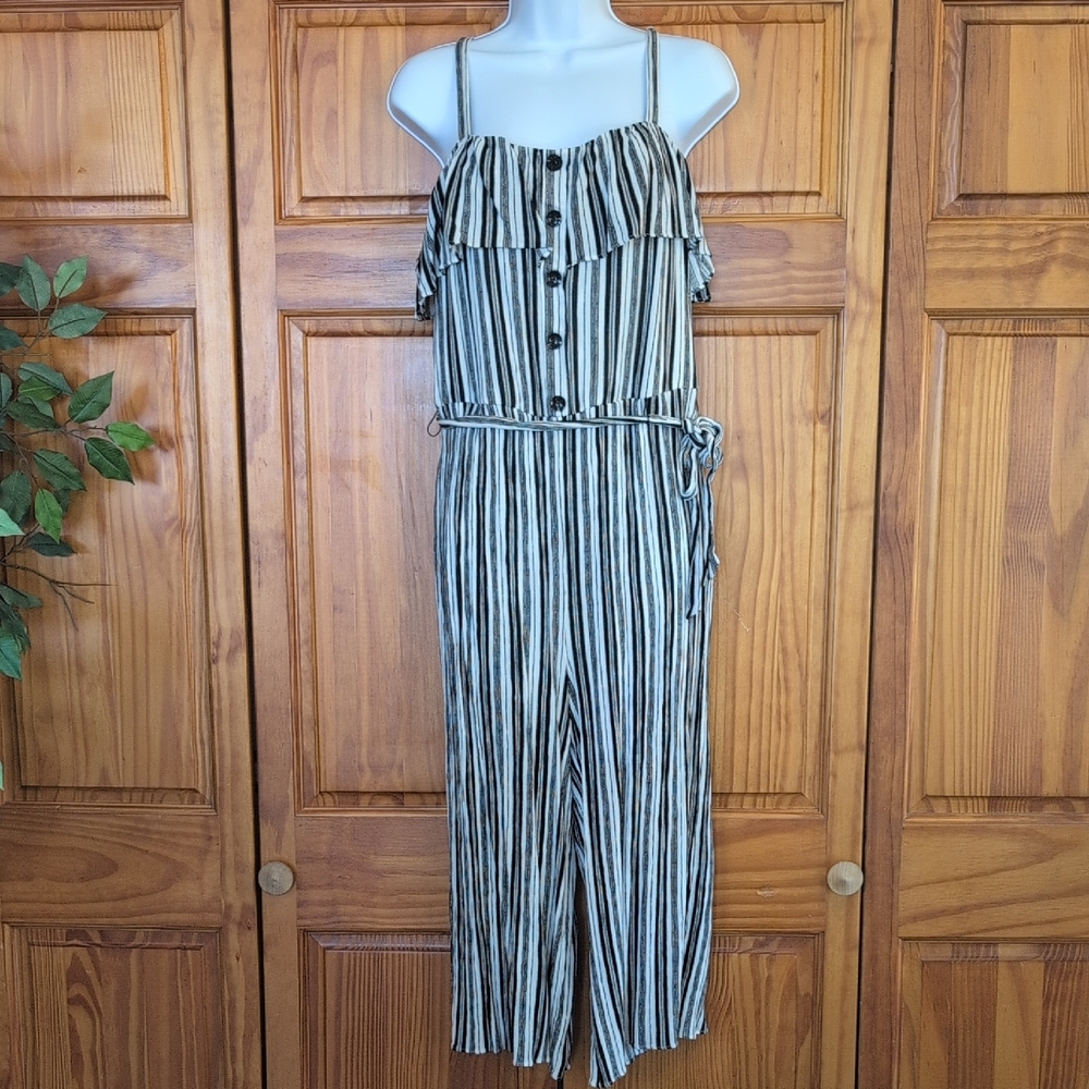 Iz Byer Black and White Striped Crop Jumpsuit XL                  CC130